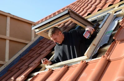 Pose de fenêtres de toit Velux à Menades